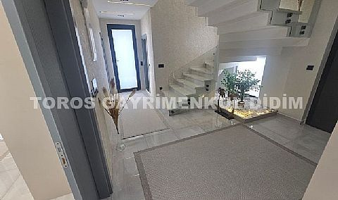 Didim Efelerde 400m2 Arsa Üzerine Kurulu 4+1 Ayrı mutfaklı Satılık Villa