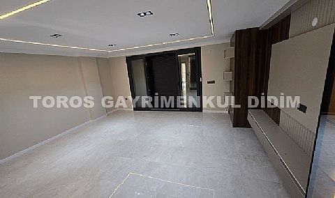Didim efelerde havuzlu satılık 3+1 villa 