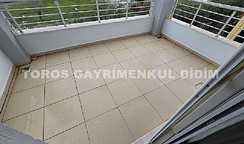 Didim efelerde havuzlu sitede satılık full eşyalı 3+1 dubleks daire