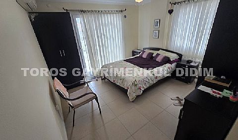 Didim efelerde havuzlu sitede satılık full eşyalı 3+1 dubleks daire