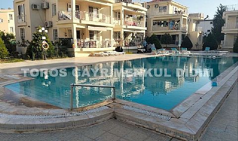 Didim efelerde havuzlu sitede satılık müstakil villa 