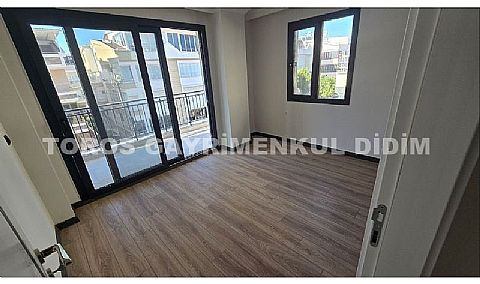 Didim efelerde mahallesinde asansörlü binada satılık daireler