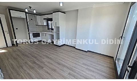 Didim efelerde mahallesinde asansörlü binada satılık daireler