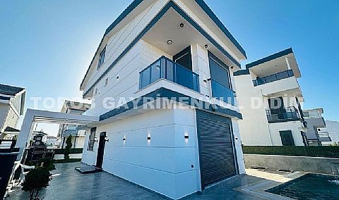 Didim efelerde satılık 4+1 havuzlu en uygun fiyatlı müstakil villa villa