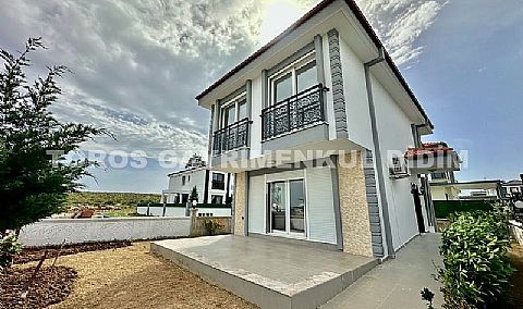 Didim efelerde satılık tam müstakil uygun fiyatlı satılık villa