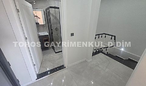 Didim Efeler’de 300 m2 Arsa Üzerine Kurulu Tam Müstakil Villa