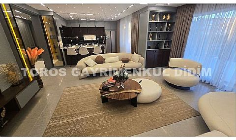 Didim Efeler’de 500m2 Arsa İçerisinde Full Eşyalı Ultra Lüks Villa