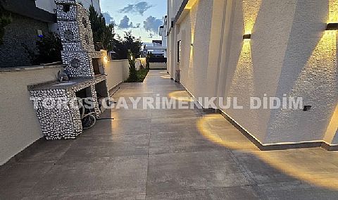 Didim Efeler’de Tam Musatkil Satilik  Villa