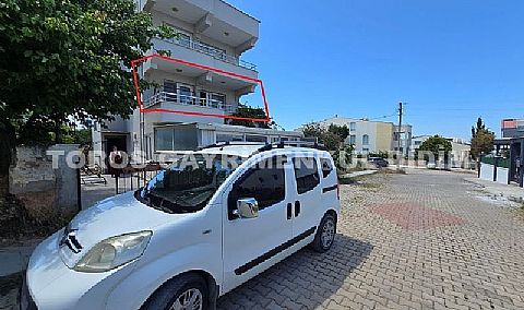 Didim Hisar Mahallesi'nde Yaz-Kış Oturuma Uygun, 95 m² Genişliğinde Kısmi Ayrı Mutfaklı satılık 2+1