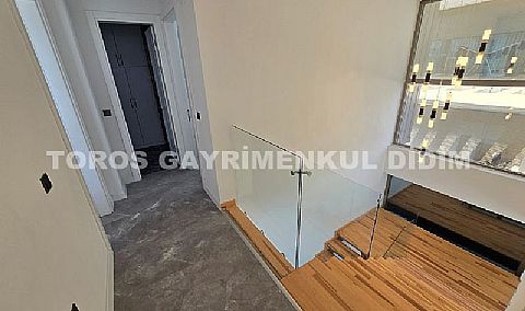 Didim hisarda 500 m2 arsa üzerine kurulu sıfır eşyalı satılık villa