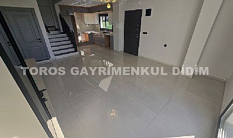 Didim hisarda satilik 3+1 yazlik villa 