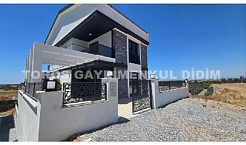 Didim hisarda satılık havuzlu villa