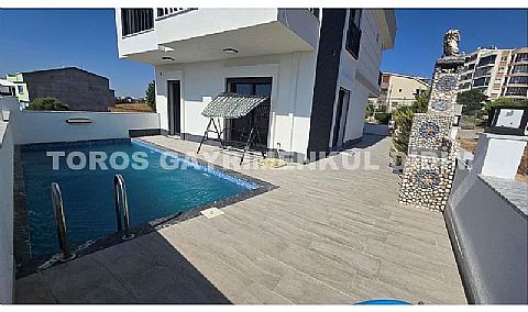 Didim hisarda satılık saunalı  hamamlı villa