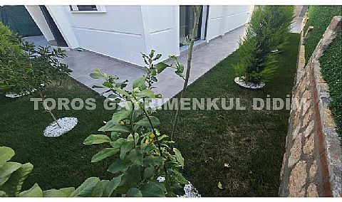 Didim hisarda tam müstakil 3+1 ayrı mutfaklı satılık uygun fiyatlı villa