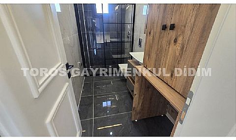Didim hisarda tam müstakil 3+1 ayrı mutfaklı satılık uygun fiyatlı villa