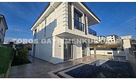 Didim hisarda tam müstakil 3+1 ayrı mutfaklı satılık uygun fiyatlı villa