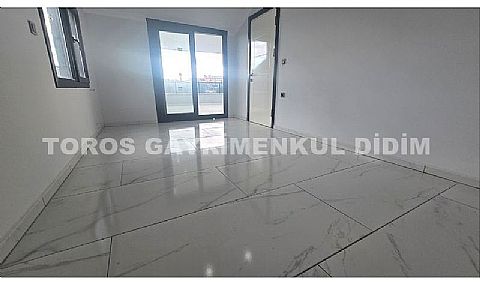 Didim hisarda tam müstakil 4+1 ayrı mutfaklı satılık uygun fiyatlı villa