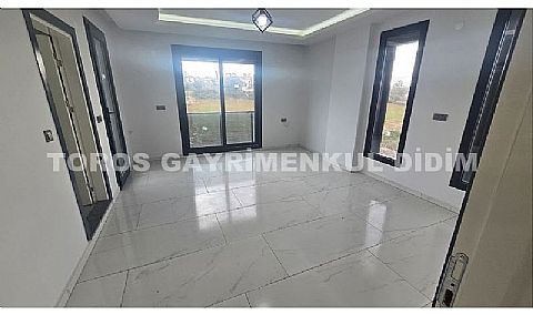 Didim hisarda tam müstakil 4+1 ayrı mutfaklı satılık uygun fiyatlı villa