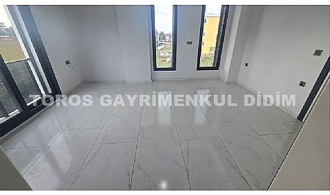 Didim hisarda tam müstakil 4+1 ayrı mutfaklı satılık uygun fiyatlı villa