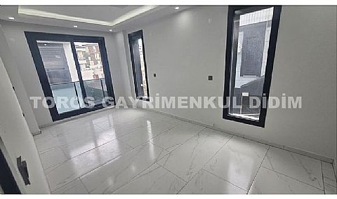 Didim hisarda tam müstakil 4+1 ayrı mutfaklı satılık uygun fiyatlı villa