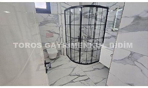 Didim hisarda tam müstakil 4+1 ayrı mutfaklı satılık uygun fiyatlı villa