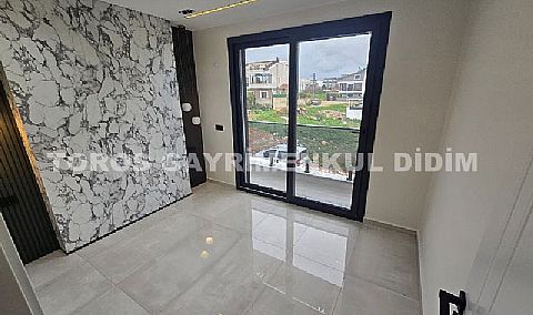 Didim hisarda villalar bölgesinde satılık yazlık villa