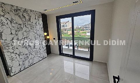 Didim hisarda villalar bölgesinde satılık yazlık villa