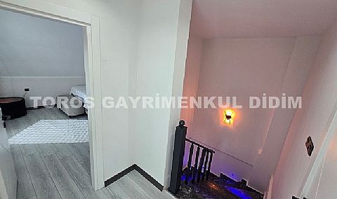 Didim Hisar’da Doğa Manzaralı Teraslı Full Eşyalı Satılık Lüks Villa 
