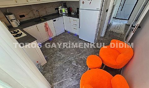 Didim Hisar’da Doğa Manzaralı Teraslı Full Eşyalı Satılık Lüks Villa 