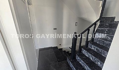 Didim Hisar’da Satılık Havuzlu Lüks Villa