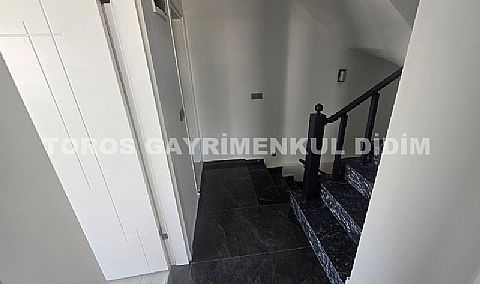 Didim Hisar’da Satılık Havuzlu Lüks Villa