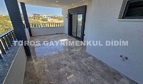 Didim Hisar’da Satılık Lüks Triblex Villa