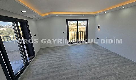 Didim Hisar’da Satılık Lüks Triblex Villa