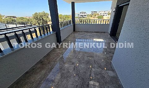 Didim Hisar’da Satılık Lüks Triblex Villa