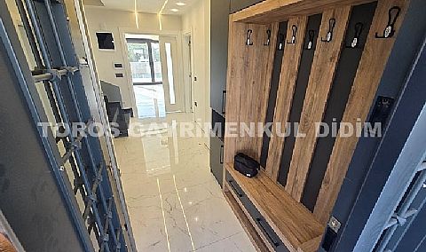 Didim mavişehirde plaja 700 mt mesafede satılık havuzlu villa