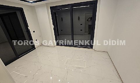 Didim mavişehirde plaja 700 mt mesafede satılık havuzlu villa