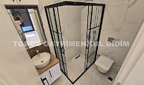 Didim mavişehirde plaja 700 mt mesafede satılık havuzlu villa