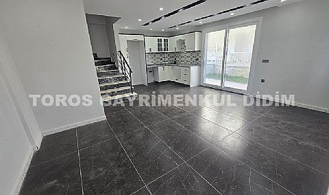 Didim Mavişehir'de Satılık 3+1 Tripleks Villa