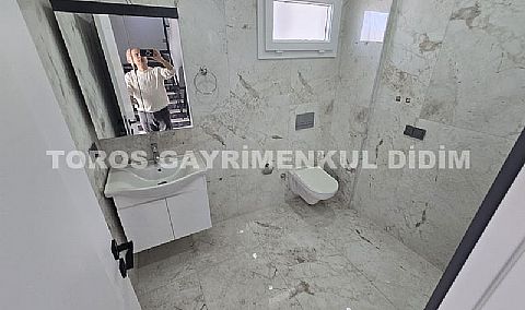 Didim Mavişehir'de Satılık 3+1 Tripleks Villa