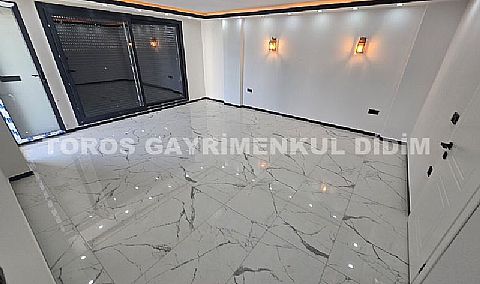 Didim Mavişehir’de Satılık 5+1 Konforlu Lüks Villa