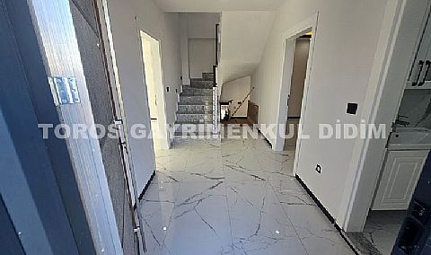 Didim Mavişehir’de Satılık 5+1 Konforlu Lüks Villa