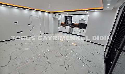 Didim Mavişehir’de Satılık 5+1 Konforlu Lüks Villa