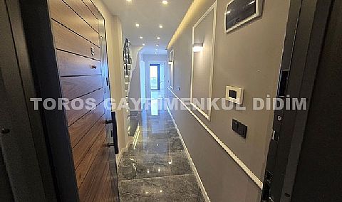 Didim merkez hisar mahallesinde asansörlü binada satılık dubleks daire
