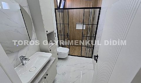 DİDİM VİLLALAR BÖLGESİNDE LÜKSÜN YENİ TANIMI: ÖZEL YAPIM SATILIK MÜSTAKİL VİLLA