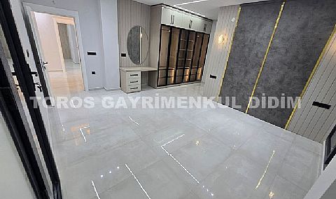 DİDİM VİLLALAR BÖLGESİNDE LÜKSÜN YENİ TANIMI: ÖZEL YAPIM SATILIK MÜSTAKİL VİLLA