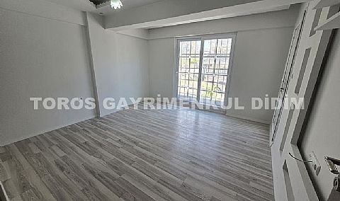 Didim yeni mahallede satılık 2+1 ayrı mutfaklı geniş balkonlu daire