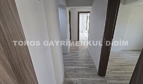 Didim yeni mahallede satılık 2+1 ayrı mutfaklı geniş balkonlu daire