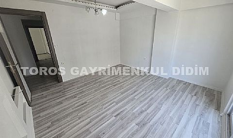 Didim yeni mahallede satılık 2+1 ayrı mutfaklı geniş balkonlu daire
