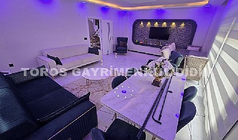 Didimde Denize 2 dk — Efeler Mahallesi’nde Site İçi 4+1 Bahçeli Villa 