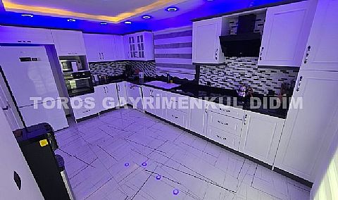 Didimde Denize 2 dk — Efeler Mahallesi’nde Site İçi 4+1 Bahçeli Villa 